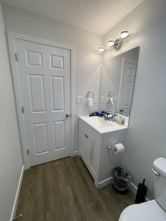 Cheerful 1-bedroom home with free parking space on the street in Edmonton, Alberta