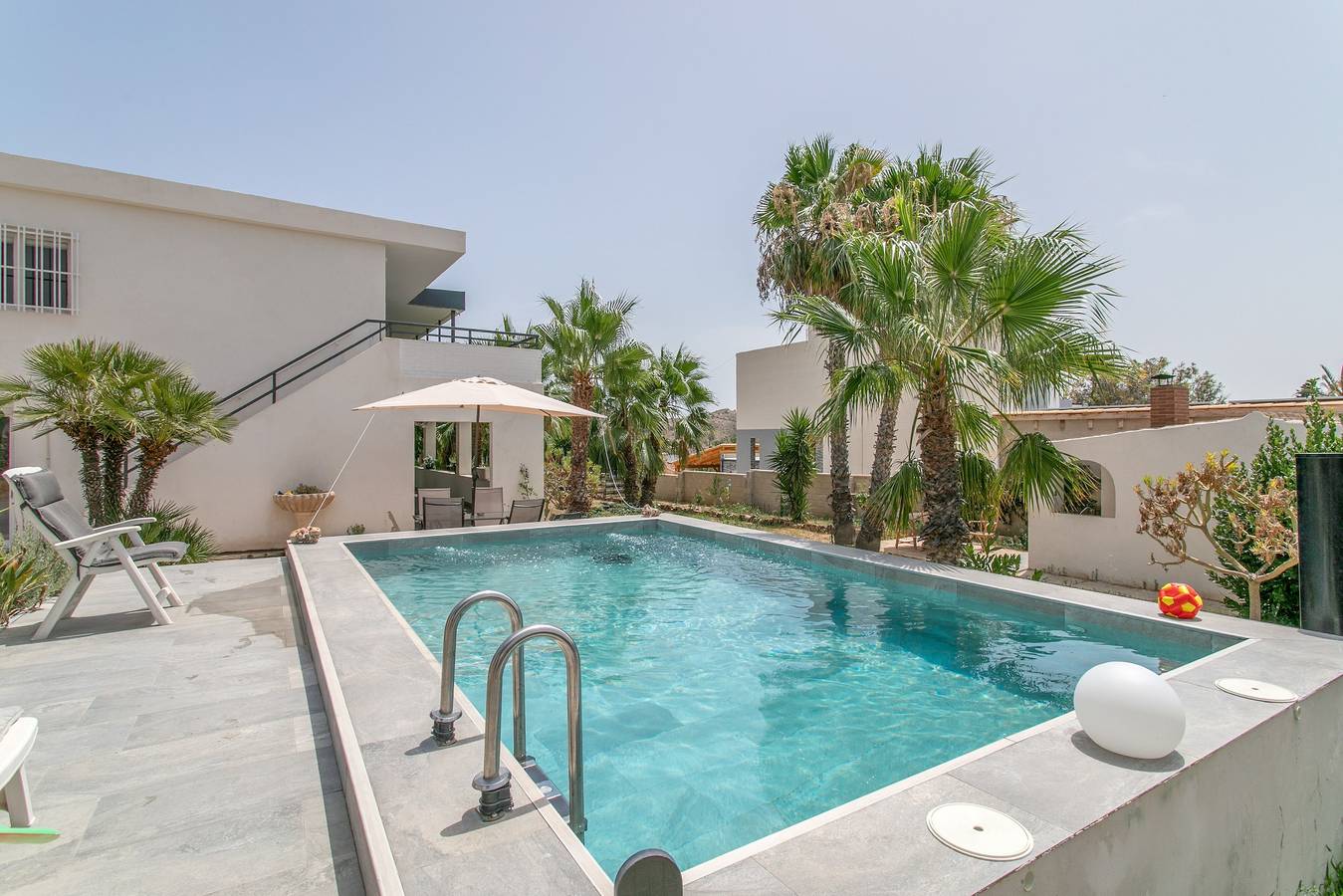 Magnifique chalet avec piscine privée et barbecue près d’El Campello et de la plage San Juan in Busot, Costa Blanca