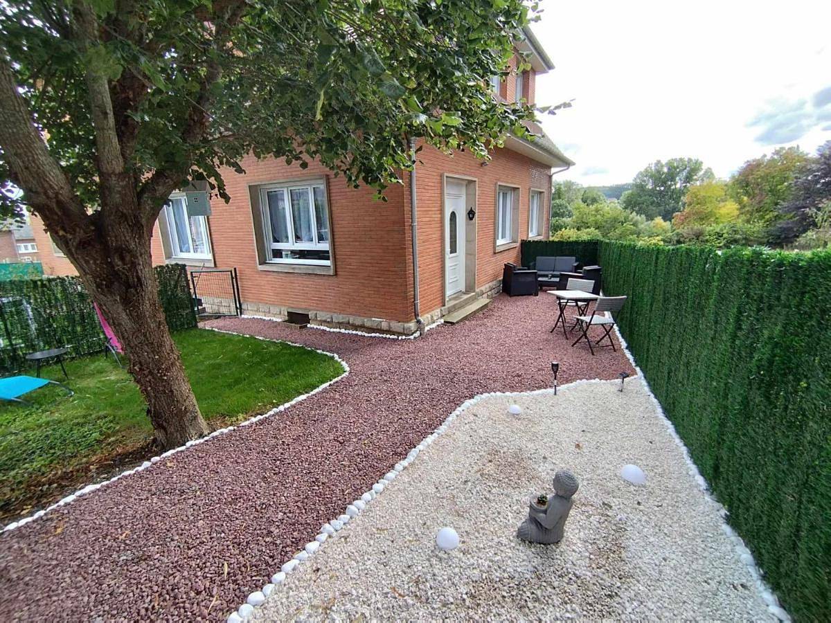 Appartement entier, Maison avec cours privé Chez Steph et Angie in Londinières, Région de Dieppe