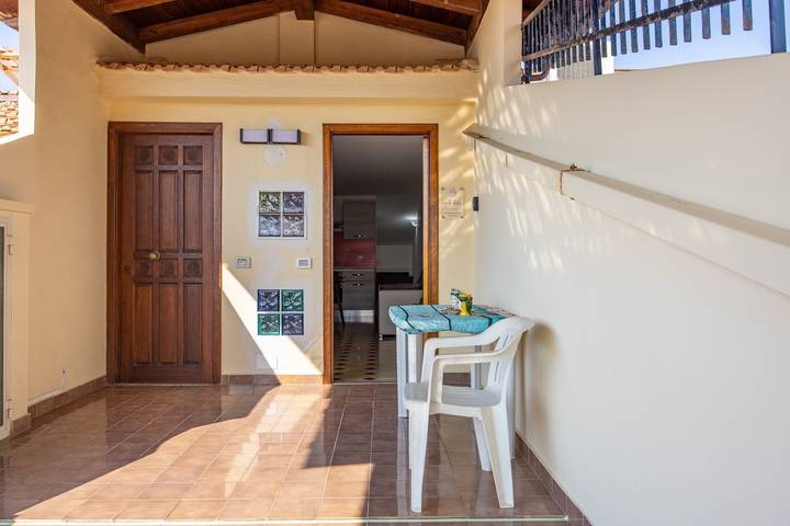 Appartement entier, Appartement 'Casa Artale' avec terrasse partagée et climatisation in Capo d'Orlando, Province de Messina