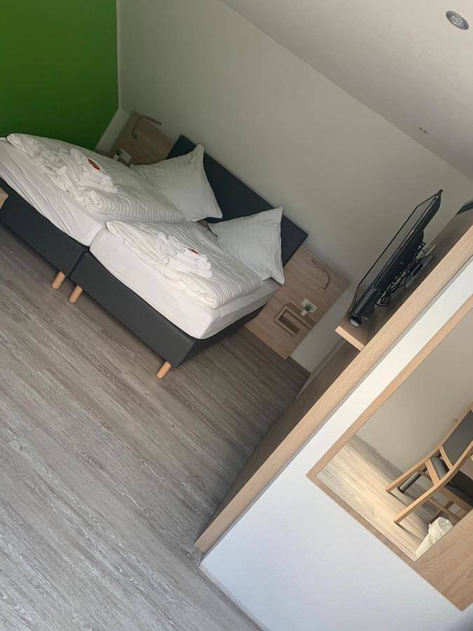 Single Room with Private Bathroom in Kierspe, Märkischer Kreis