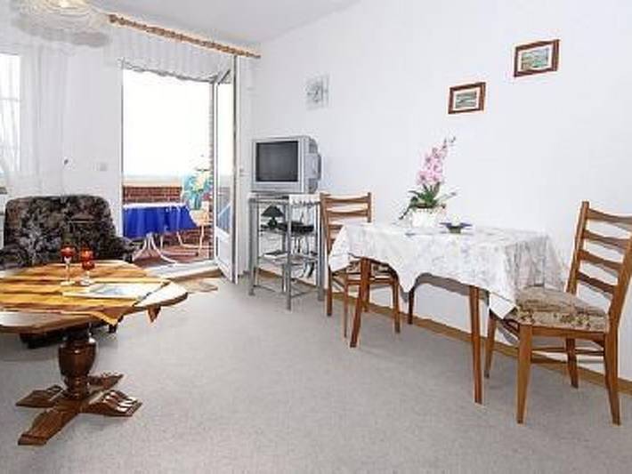 Ferienwohnung für 2 Personen, mit Balkon in Dornumergrode - 4