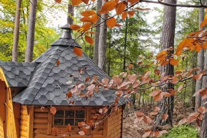 Kota Finlandais - Elf hut in the forest in Pont-Saint-Esprit, Nimes region