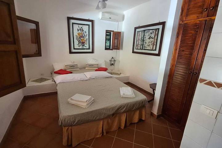 Dammuso detached cottage with garden a few meters from the sea in Lampedusa in Lampedusa e Linosa, Pelagische Inseln