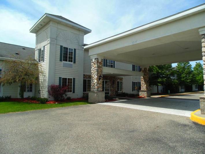 Hotel dla 3 osób, z jacuzzi i basen w Michigan