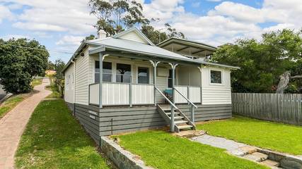 Holiday Home for 4 People in Lorne, Surf Coast Shire, Photo 3
