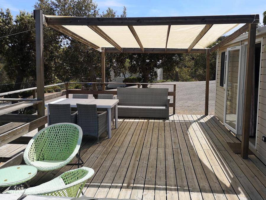 Camping Les Lauriers Roses - Mobilhome 4 personnes - Esterel - Vip Confort Evo - 29m²- Vue Mer et Jacuzzi in Roquebrune-sur-Argens, Côte méditerranéenne (France)