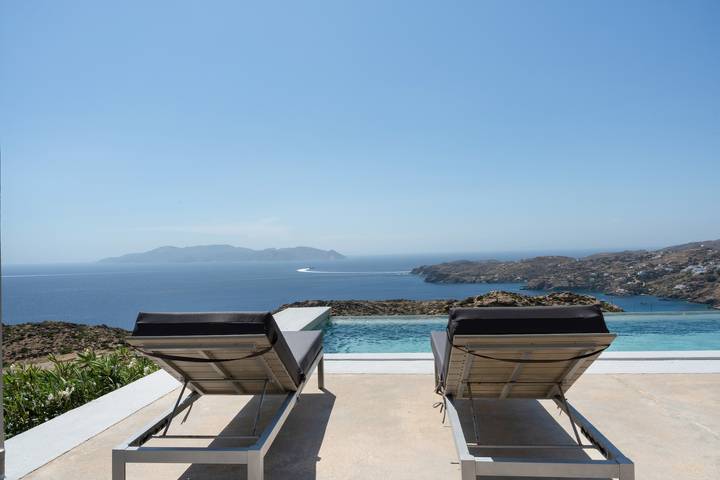 Ilikatida Villa de lujo en Mylopotas, Ios, con 3 dormitorios en suite, 4 baños y piscina infinita in Ios