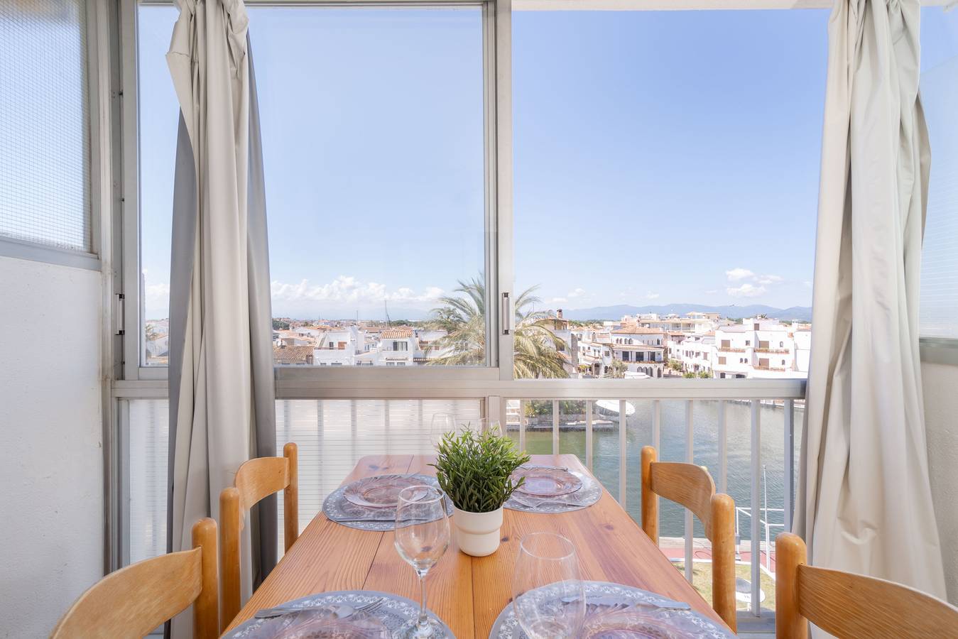 Geheel appartement, Pattaya Esc.1 3º 6 in Empuriabrava, Upper Empordà