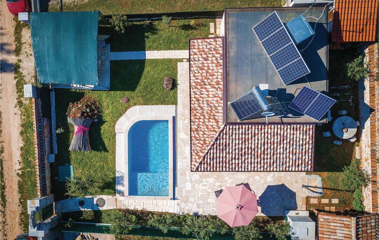 Ferienhaus für 4 Personen, mit Terrasse, mit Haustier in Peroj - 3