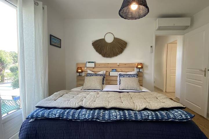 Villa With Heated Swimming Pool: 300m From The Beach in Sant Ambroggio, Lumio