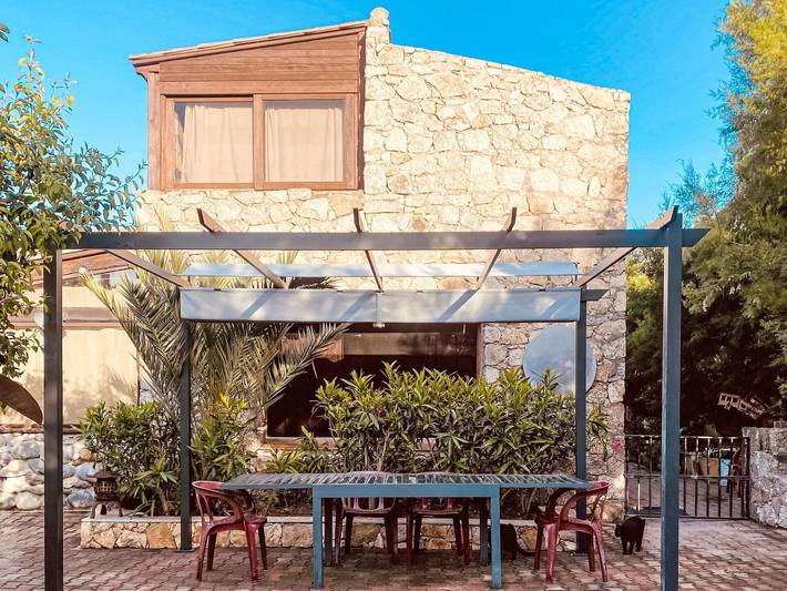 Gîte pour 4 personnes, avec jardin et piscine à L'Île-Rousse - 2