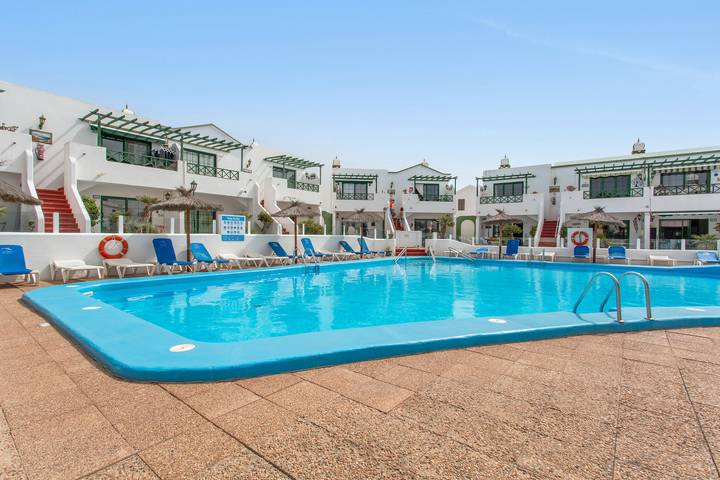 Holiday apartment for 3 people, with children pool and balcony - 1