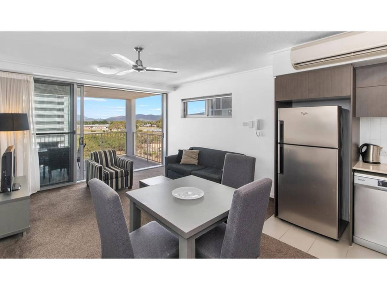Apartamento entero, Comodidad urbana en un moderno apartamento en Townsville in Townsville, North Queensland