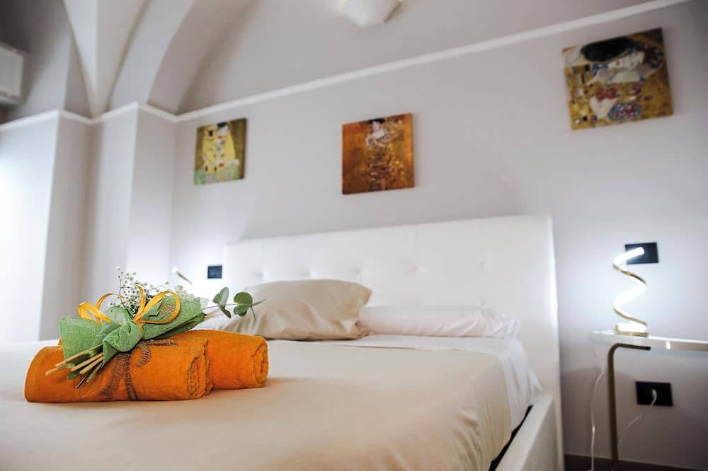 Completely renovated period house located in the historic center of the city in Triggiano, Bari Provinz