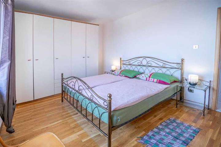 Ferienwohnung für 6 Personen, mit Balkon und Meerblick sowie Terrasse und Garten in Portoroz - 2