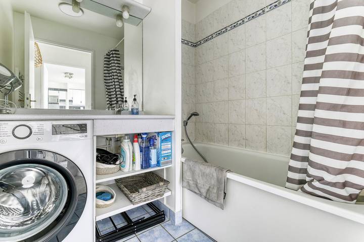 Ganze Wohnung, Ferienwohnung für 4 Personen mit Balkon in Saint-Denis, Seine-Saint-Denis