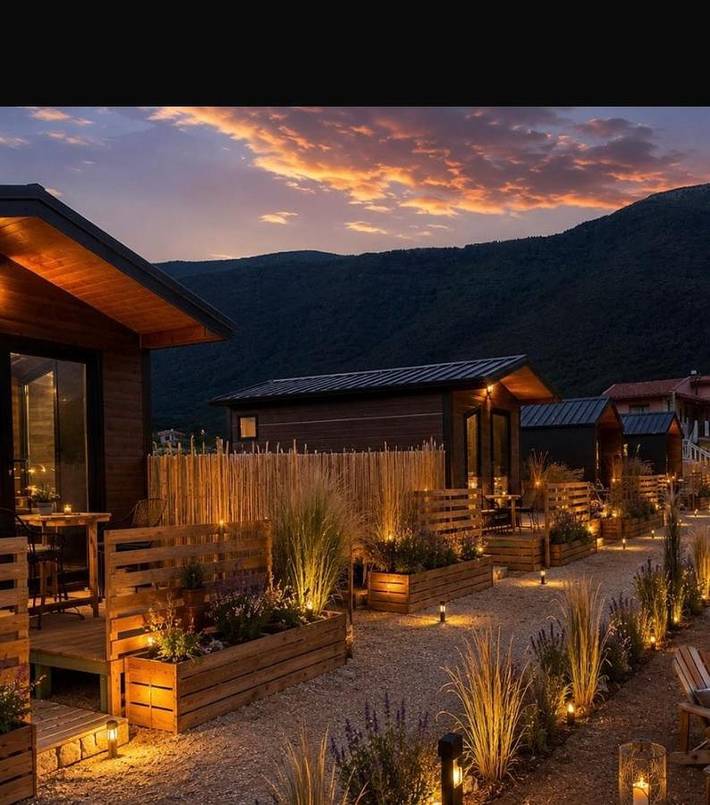 Gîte pour 2 personnes, avec Balcon et Terrasse ainsi que Jardin et Piscine