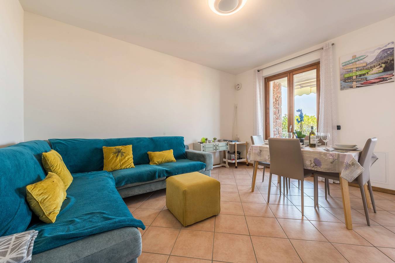 Appartamento intero, Appartamento 'Casa Bel Bosco' sopra il lago di Garda con piscina riscaldata, terrazza e Wi-Fi in San Zeno di Montagna, Prealpi Gardesane