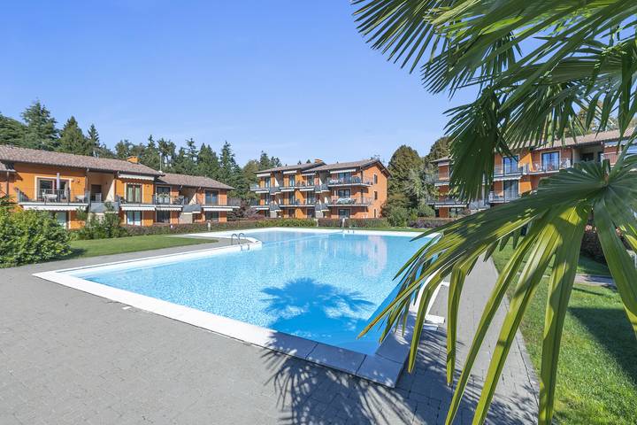 Ferienwohnung für 4 Personen, mit Pool und Terrasse, kinderfreundlich am Lago Maggiore