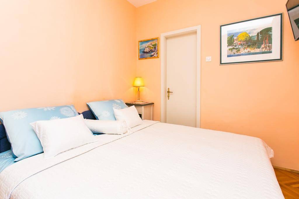 Appartement entier, Appartement de vacances pour 2 personnes avec balcon in Dubrovnik, Grad Dubrovnik