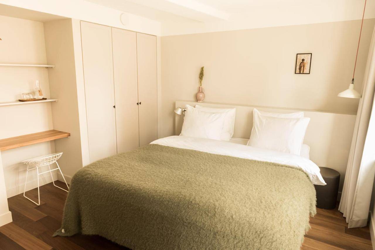 Standard King Room in Weesp, Groene Hart