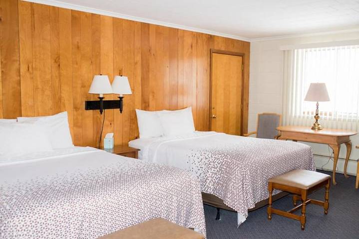 Hotel für 4 Personen, mit Ausblick und Terrasse - 1