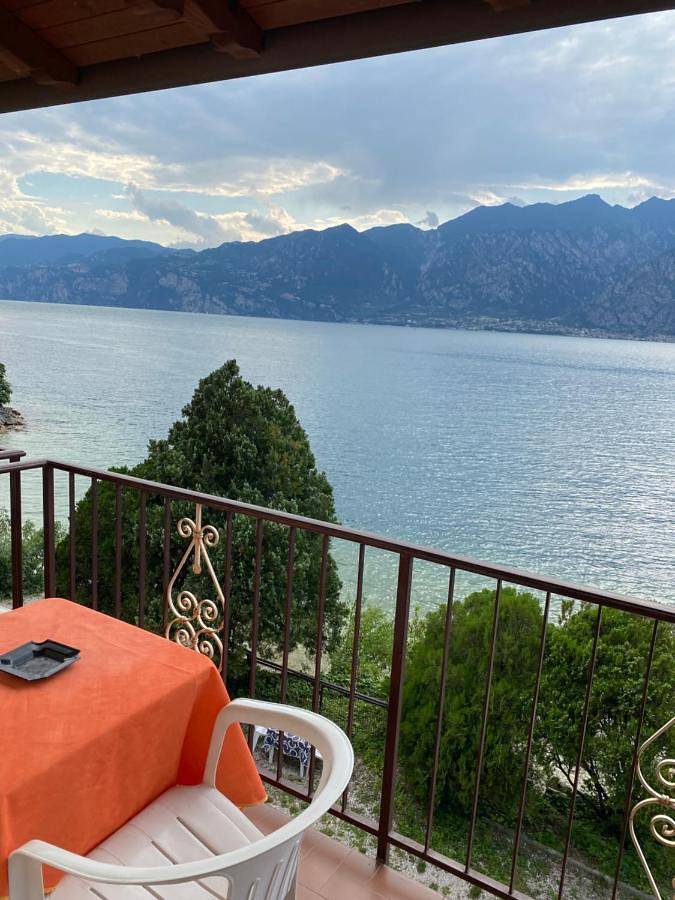 Hôtel pour 2 personnes, avec terrasse et vue sur le lac ainsi que jardin et vue, animaux acceptés à Malcesine - 3