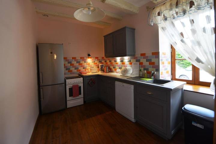 Location de vacances pour 7 personnes, avec vue et terrasse à Tanlay - 4