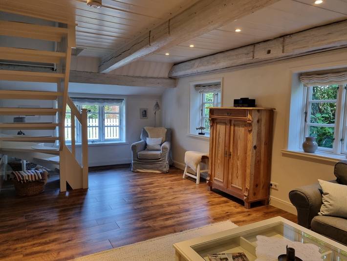 Ganze Ferienwohnung, Sütjers Hüs - großes Nest in Toftum (Föhr), Oldsum
