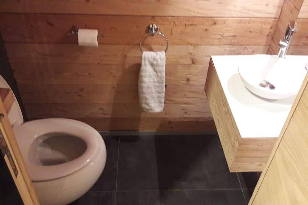 Magnificent T3 Duplex apartment in a chalet dating from 1813 in Saint-Jean-de-Sixt, Annecy region