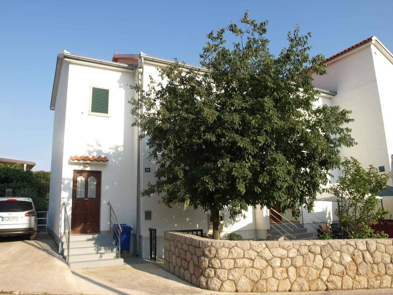 Ganze Ferienwohnung, Ferienwohnung mit großem Balkon und Grillmöglichkeit  in Starigrad, Zadar