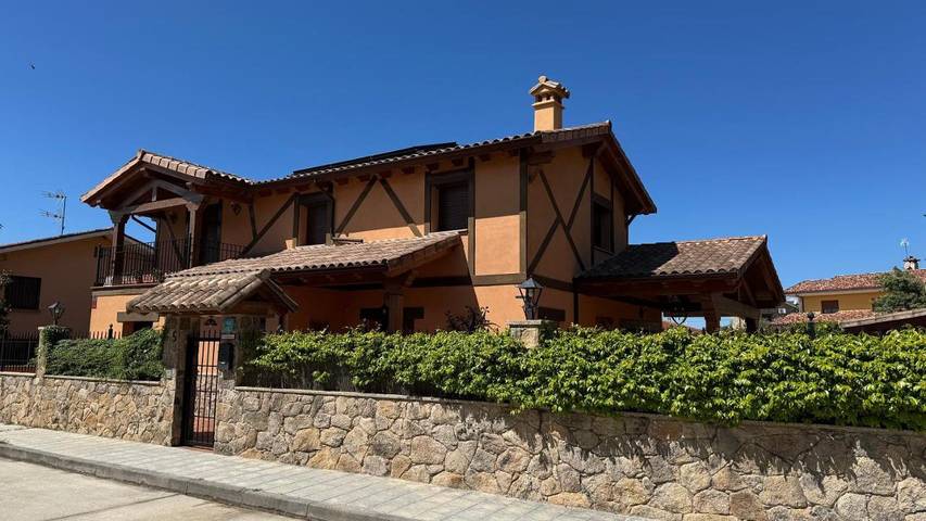 Casa rural para 8 personas, con piscina y terraza en Candeleda - 3