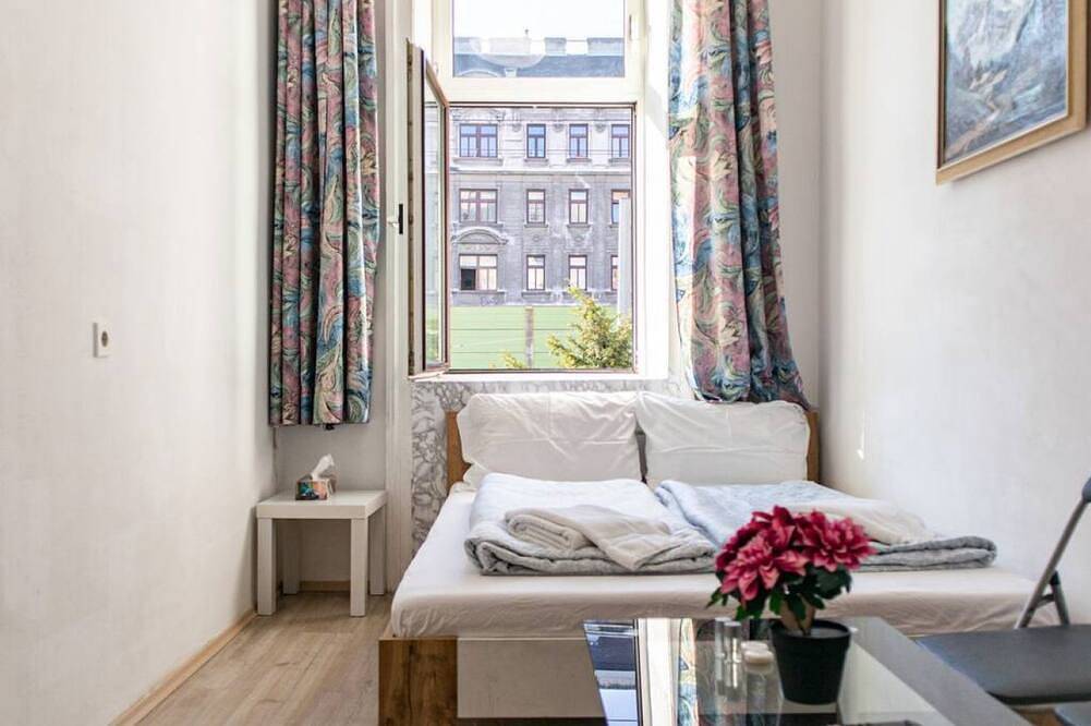 Ganze Wohnung, Convenient 3Br Apt. near Danube & Millenium Tower in Brigittenau, Wien