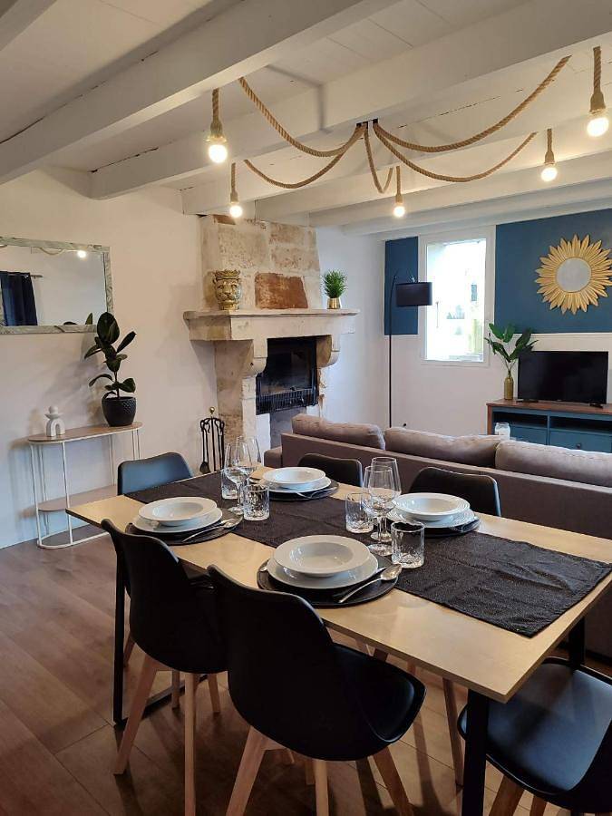 Location de vacances pour 6 personnes, avec Terrasse et Jardin à Saint-Denis-du-Pin