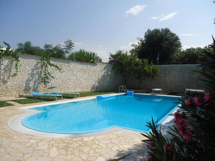 Maison d’hôte pour 2 personnes, avec piscine et jardin à Bari - 3