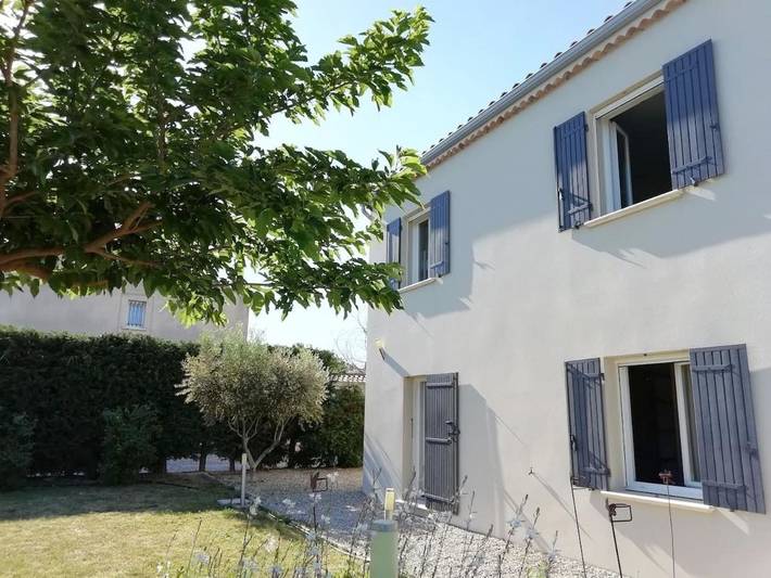 Location de vacances pour 14 personnes, avec jardin ainsi que piscine et vue à Camaret-sur-Aigues - 4