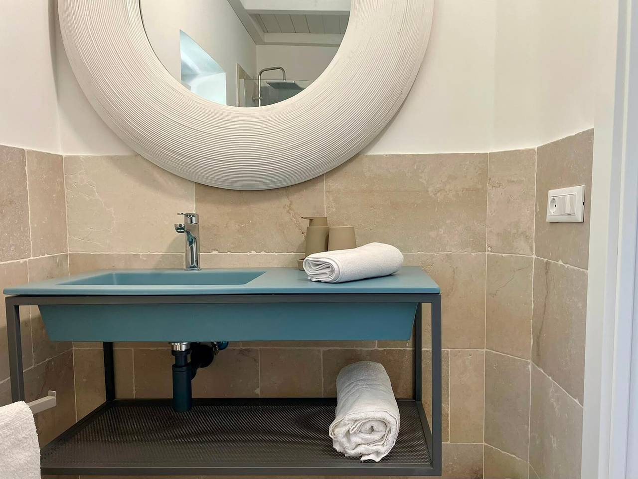 Ganze Wohnung, Apartment „Cala Galatea 2“ mit Meerblick, privater Terrasse und Wlan in Roseto Capo Spulico, Golf von Tarent