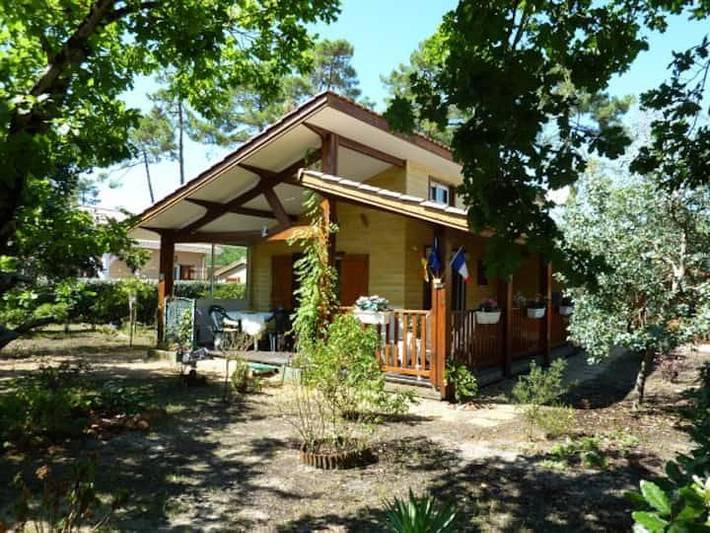 Chalet pour 4 personnes, avec terrasse et piscine, animaux acceptés - 1