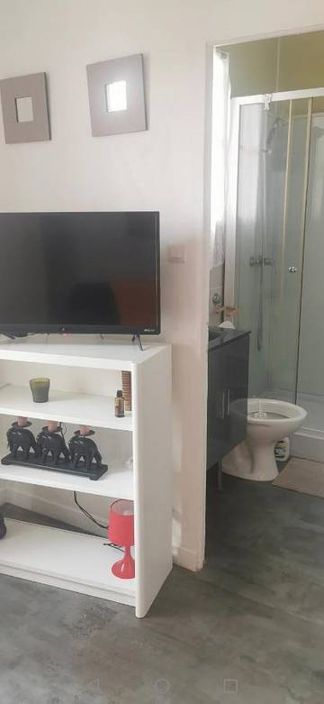 Gîte pour 2 personnes, avec jardin ainsi que terrasse et vue dans Archipel du Frioul