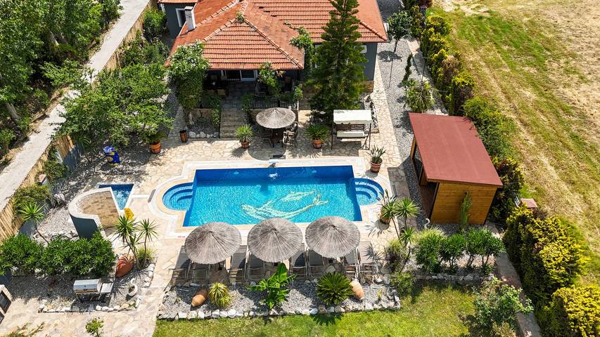 Ferienhaus für 8 Personen, mit Garten und Pool sowie Whirlpool, mit Haustier in Ägäisregion - 4