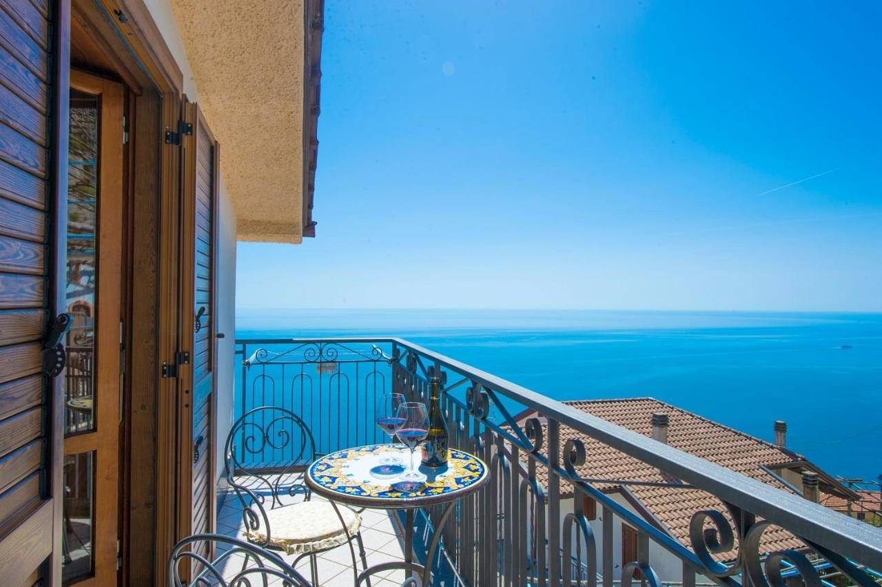 B&B Il Nespolo in San Michele Salerno, Furore