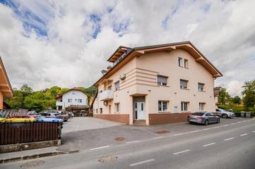 Chambre d’hôte pour 4 personnes, avec terrasse et vue, animaux acceptés à Ljubljana