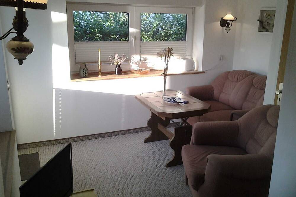 Entire apartment, Vacation apartment Bernstein - Holiday apartment in Hiddensee, Vorpommern-Rügen