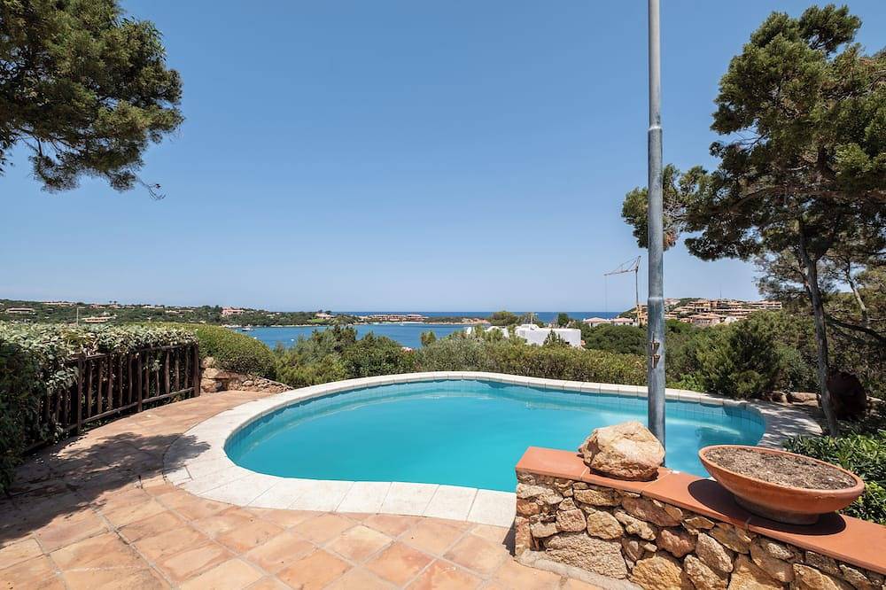 [Villa with Pool]in the heart of Porto Cervo in Porto Cervo, Arzachena