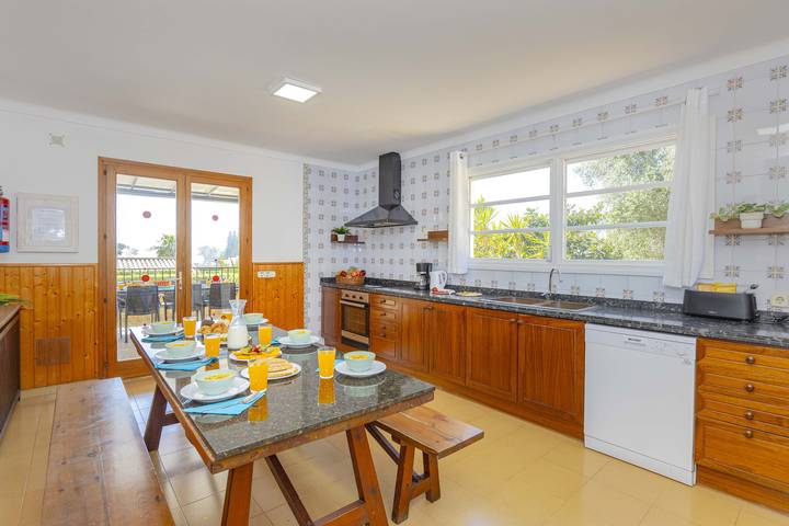 Finca für 10 Personen, mit Terrasse und Garten in Port de Pollença - 2