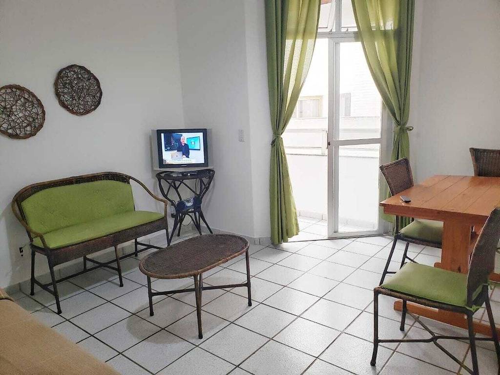 Ganze Wohnung, Guarapari, Enseada Azul, Block von Peracanga Beach, 2 Schlafzimmer, Garage in Guarapari, Região Metropolitana da Grande Vitória