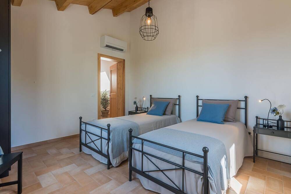 Villa Teresa – 8 Schlafzimmer, Pool, Klima, Wlan, haustierfreundlich, Marken in Sant'Angelo in Pontano, Macerata Provinz