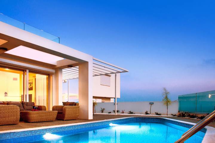 Villa für 6 Personen, mit Balkon und Pool sowie Garten in Ayia Napa - 3