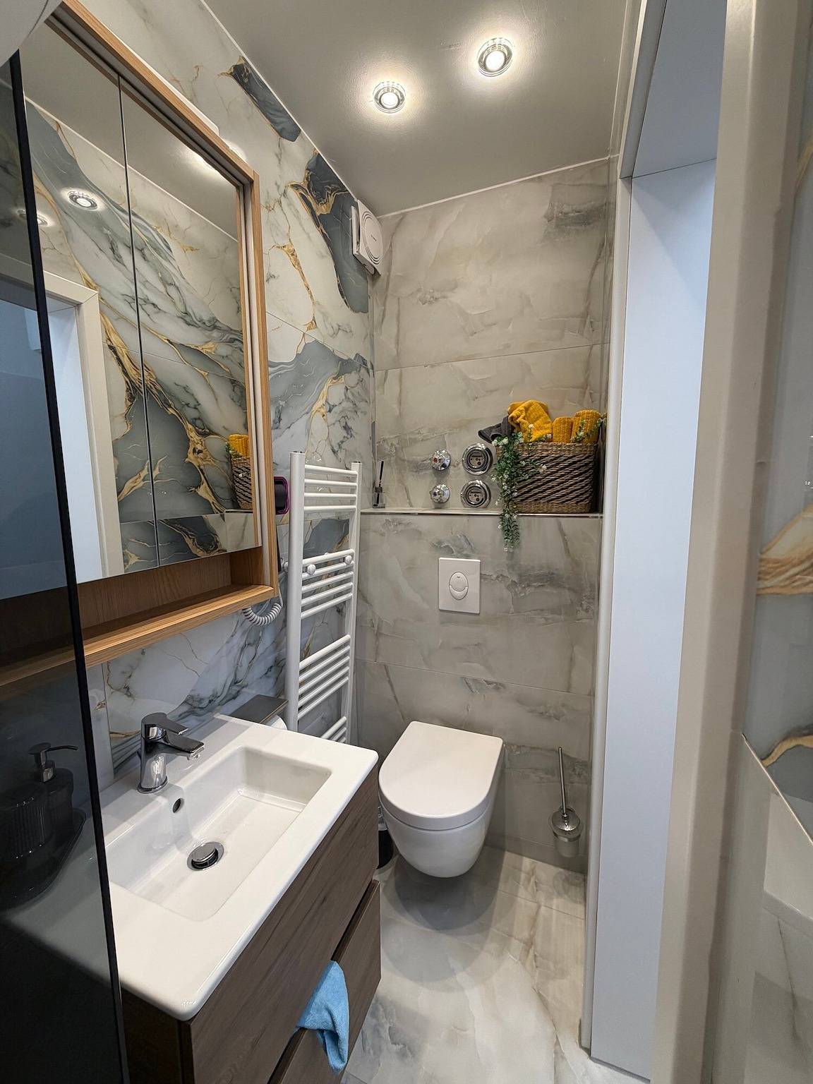 Appartamento intero, Appartamento 'Deluxe 1og' con Wi-Fi e aria condizionata in Bonn, Renania